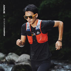 奥尼捷越野背包跑步背心2.5L马拉松户外双肩背包超轻水壶水袋包/C932