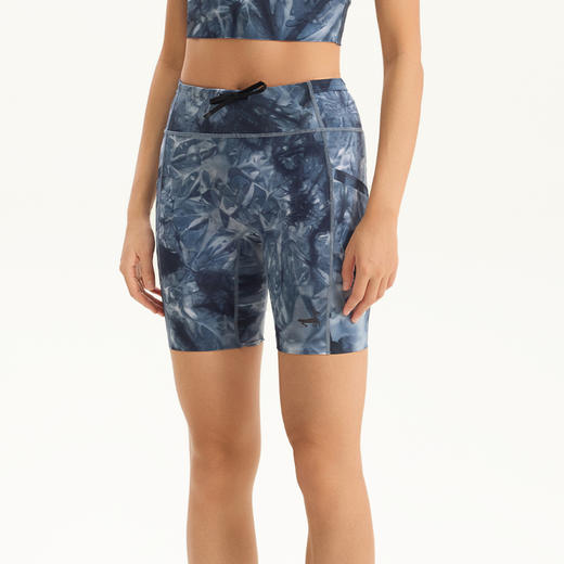 优极UG 流岚·女款爽滑五兜紧身跑步短裤 商品图1