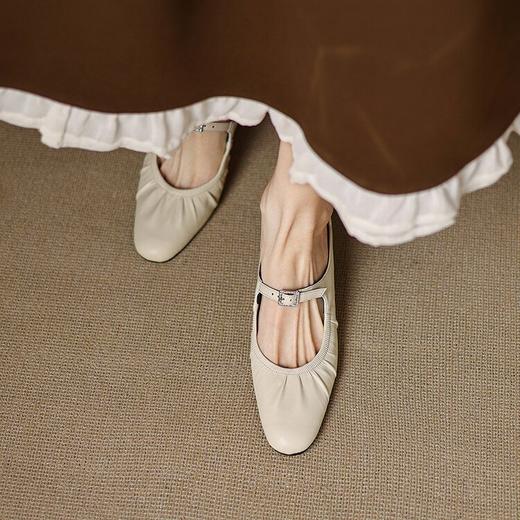 【预售5天】银色包头半拖鞋女夏外穿羊皮玛丽珍配裙子韩系褶皱粗跟穆勒凉拖鞋HB&2201 商品图2