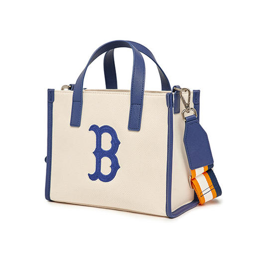 【品牌授权】扫码验证 韩国MLB 带防伪码 经典帆布托特包-黑色 深棕色 奶油色 3AORS062N 女新款老花满印休闲时尚运动背包 商品图4