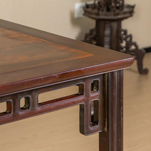 清 红木攒接牙板瓜棱腿方桌 商品图4