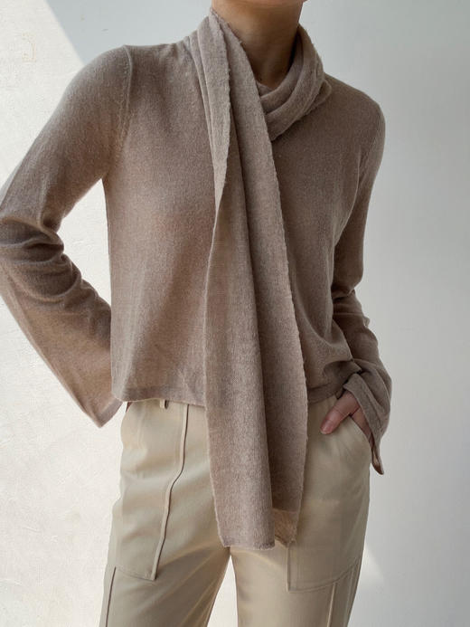 ZAANLI｜ZN10016-1 纱驼色 轻薄羊驼毛围巾宽袖针织上衣 商品图1
