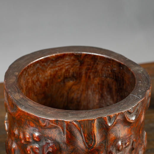 清早期 黄花梨树瘤笔筒 商品图1