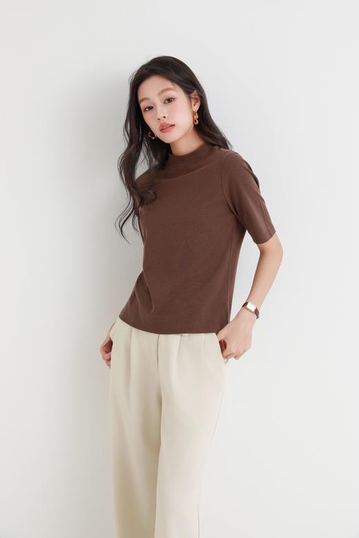 “T恤新潮流”！【DUBAILI-新中式小立领中袖天丝衣】甄选莱赛尔天丝+棉+氨纶面料  软糯舒适 透气吸湿 自带凉感 高弹丝滑 抗皱耐磨 小立领中袖修身版型 藏肉显瘦又高级百搭 一衣多穿的万搭王！ 商品图5