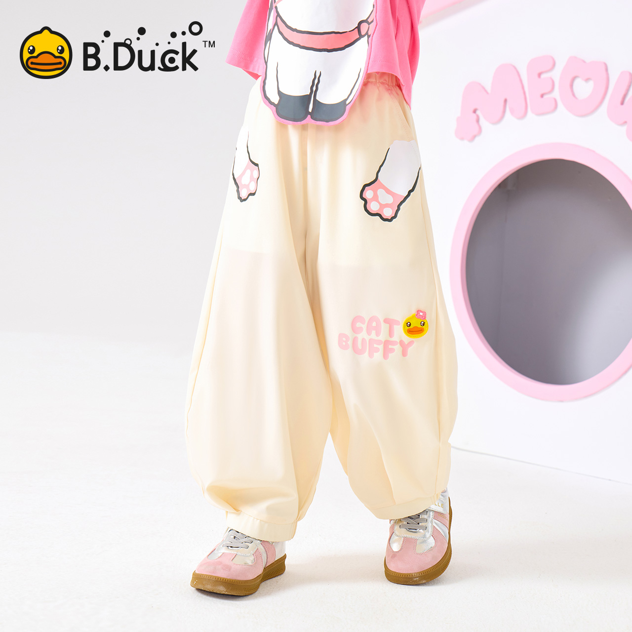 bduck小黄鸭童装夏季女童裤子运动裤儿童夏装防蚊裤猫咪印花105-150 FF2657001