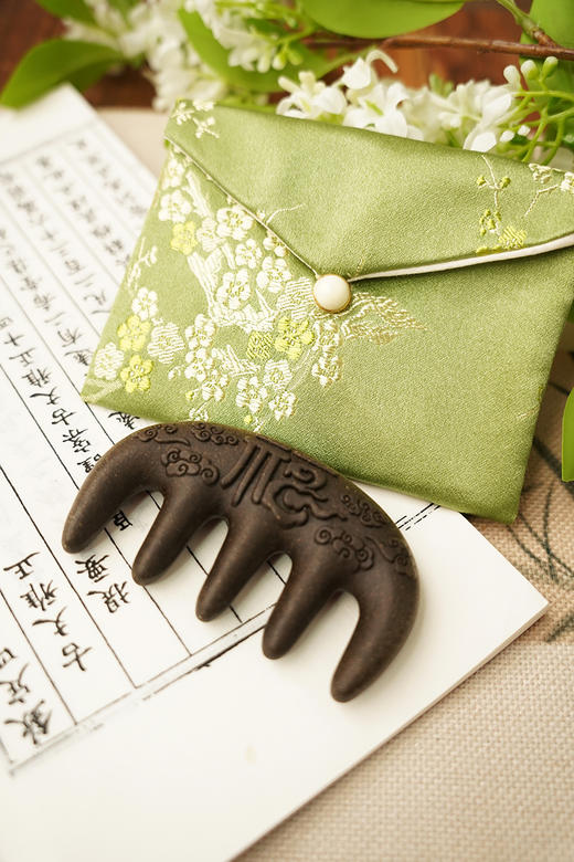 菜菜家何首乌合香梳|16味古法香养，非遗手艺人亲制，让头皮活起来|五齿头部经络梳 商品图3