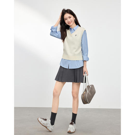 【周四狂欢价】熙世界高级感蓝色衬衫长袖2025春秋新款时尚蝴蝶结刺绣白色衬衣 商品图4