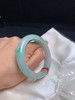 612496，56.5糯冰飘绿手镯 ，淡淡的果绿底，飘清新绿色，整体均匀干净 商品缩略图5
