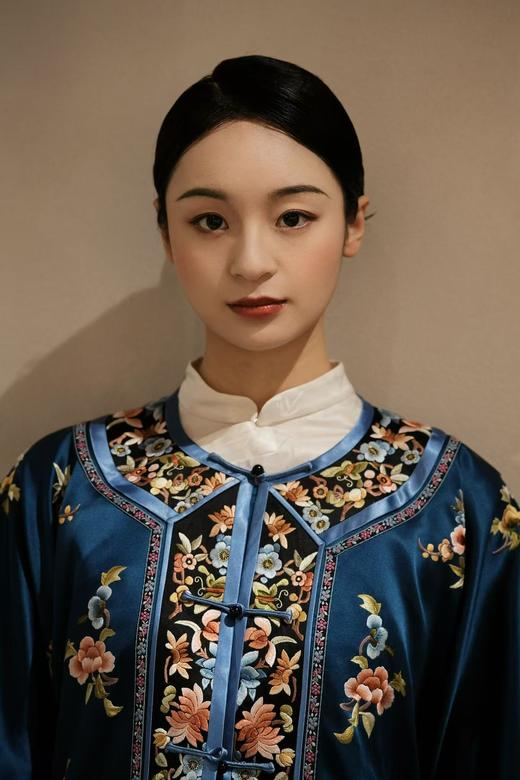 盛唐牡丹 |高货/重缎真丝对襟手绣外套[特价品] 商品图1