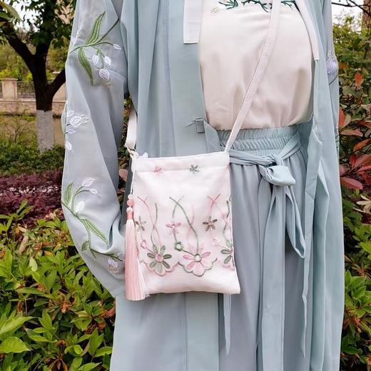 果壳专属苏城纪换购襦裙头饰&折扇&刺绣斜挎包 商品图6