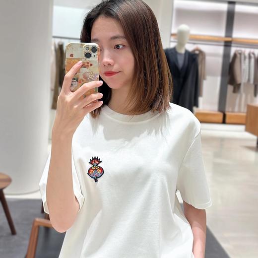 爆仓48小时内发货！【高质感重磅纯棉】2025新春“福寿三多”情侣短袖 直筒版型+石榴刺绣设计 简约百搭 舒适透气 男女同款 商品图3