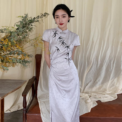 西遇新中式旗袍女夏季新款竹子灰色盘扣修身收腰短袖连衣裙SS150341 商品图4