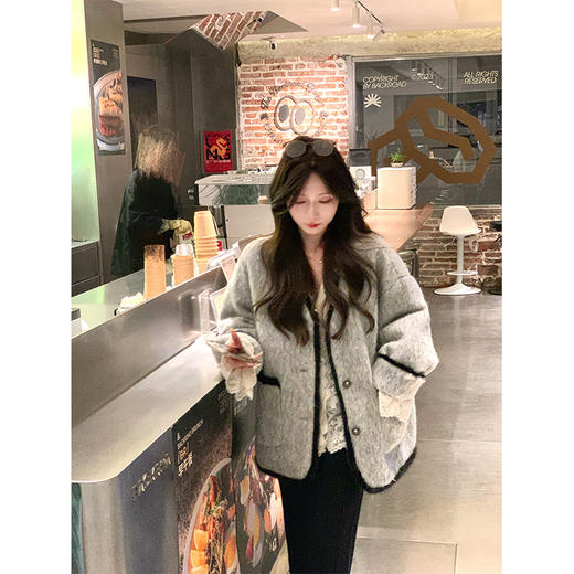 金蘑菇菇 【赫拉小姐】设计师高定香香风羽绒时髦矜贵感门襟水貂毛外套 商品图1