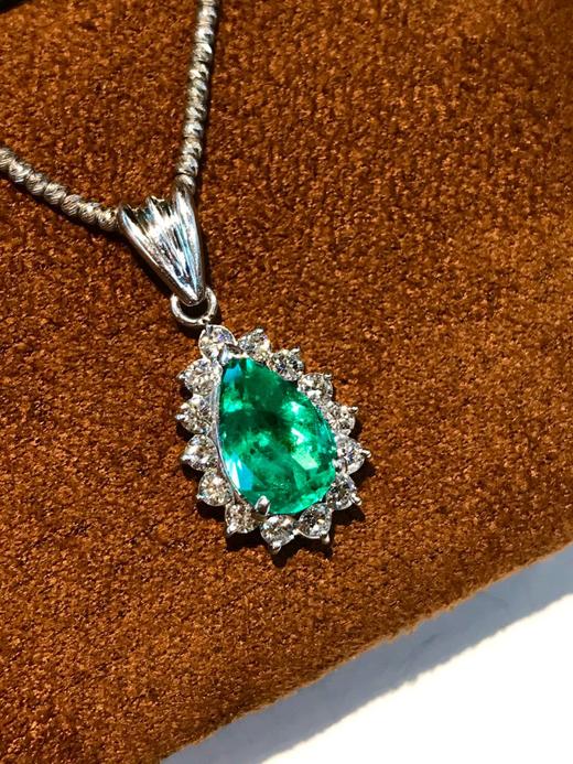 1.63ct刻面祖母绿吊坠 商品图1