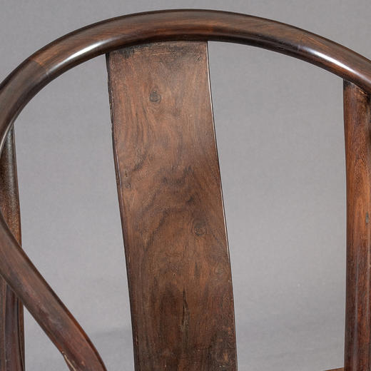 清中期  红木云纹扶手圈椅（一对） 商品图1