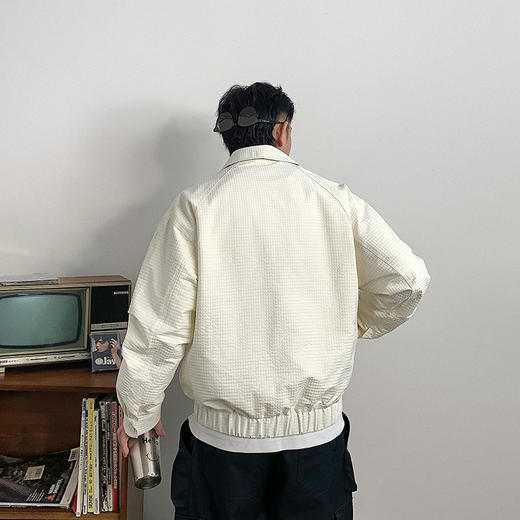 徐太浪简约纯色华夫格夹克男2025新款春秋大码休闲高级感防风外套 商品图3