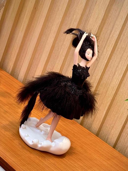 郭玲《黑天鹅》然女孩 商品图7