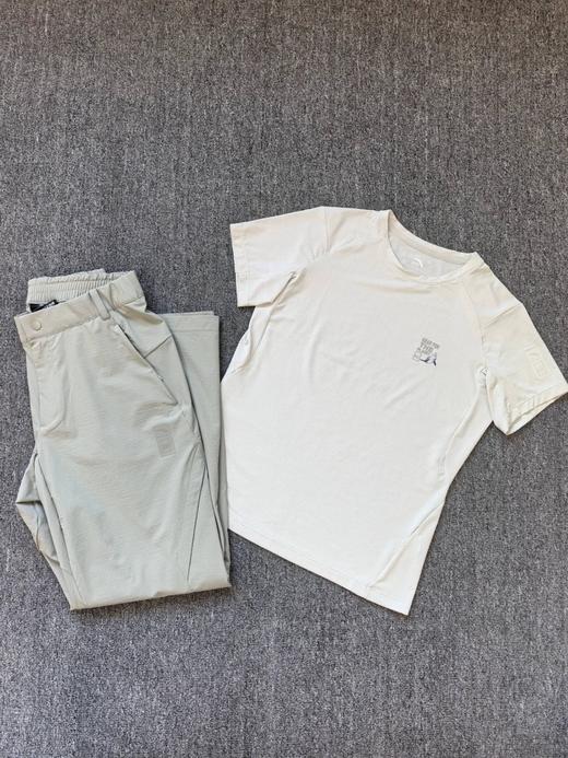 安踏国家地理联名户外T女士新款162526112 商品图0