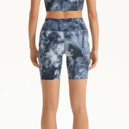 优极UG 流岚·女款爽滑五兜紧身跑步短裤 商品图2