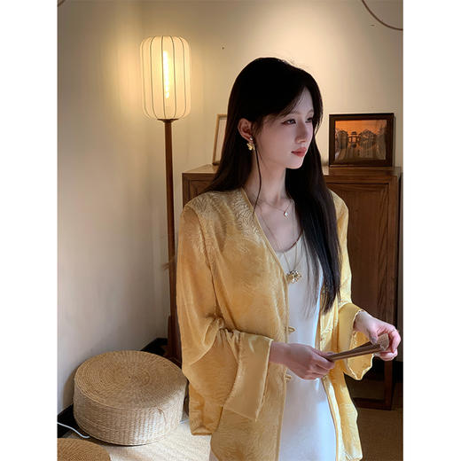 金蘑菇菇【芒果慕斯】设计师高定植绒软糯开衫长袖氛围感时髦外套女 商品图2