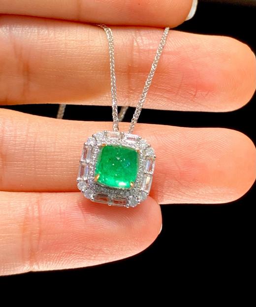 1.5ct糖塔祖母绿吊坠 商品图3