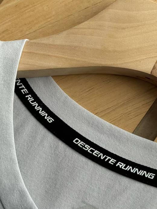 点此购买 迪桑特夏季男款纯棉短袖T恤 LL 312584 商品图13