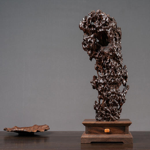 二十世纪 紫檀木雕仿太湖石山子香薰摆件 商品图4