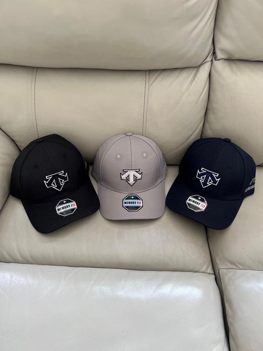 点此购买 迪桑特男女同款休闲生活旅游棒球帽 dx 312496 商品图0