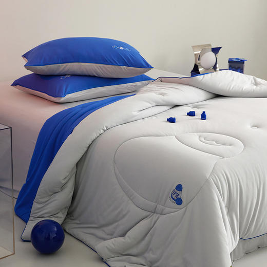 【多样屋专柜】小蓝君柔肤春秋被-宝石蓝/200*230cm 商品图10