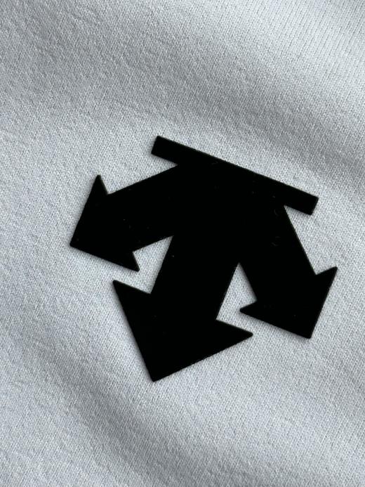 点此购买 迪桑特夏季男女款TOUGH运动透气短袖针织T恤 LL 312582 商品图12