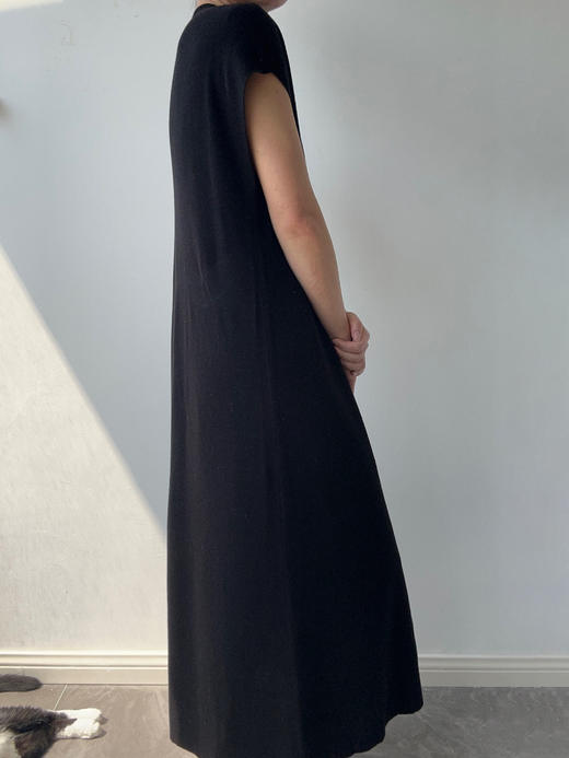 FE｜无袖金句小黑裙 真丝羊毛 正反两穿 [ 黑 / 白 ] 商品图11