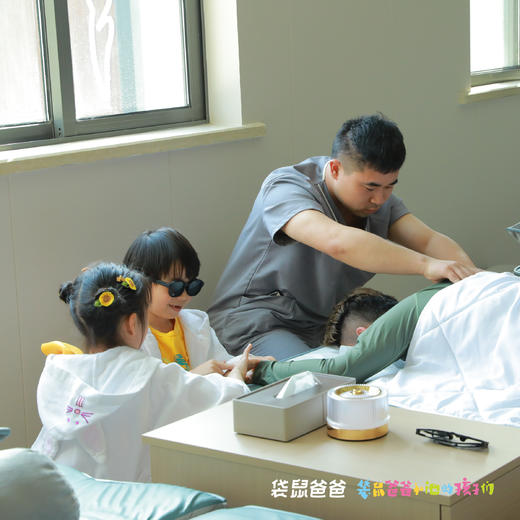 【袋鼠爸爸去哪儿丨西安地建南山温泉酒店秦岭野生动物园店】位于秦岭山脚下，距离沣峪口10分钟，2024年重装开业，占地约百亩，酒店内设有国标级50米恒温游泳馆和24个户外温泉，一站式遛娃 商品图10