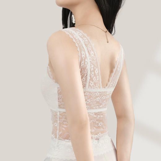 C2-【性感蕾丝美背 免穿文胸】润微浪漫蕾丝背心吊带  柔云茜茜/轻雅花舞 商品图9