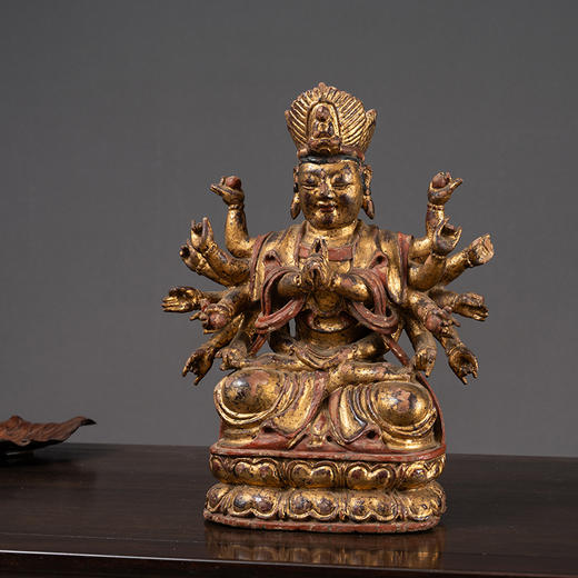 清 木胎金漆彩绘千手观音像 商品图4