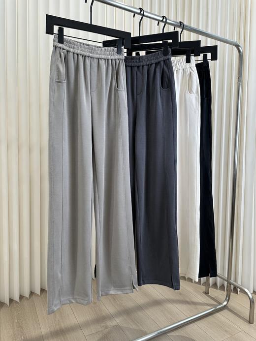 极度舒适！裤王😎口碑爆款裤型！一条拯救全腿型❗️今年的升级新款【URZA&TAFR窄版开叉阔腿直筒卫裤】裤腰松紧抽绳设计，不勒肚肚0束缚！✅裤脚开衩设计，时髦不单调！超级无敌长腿神裤！微阔藏肉版型！ 商品图6