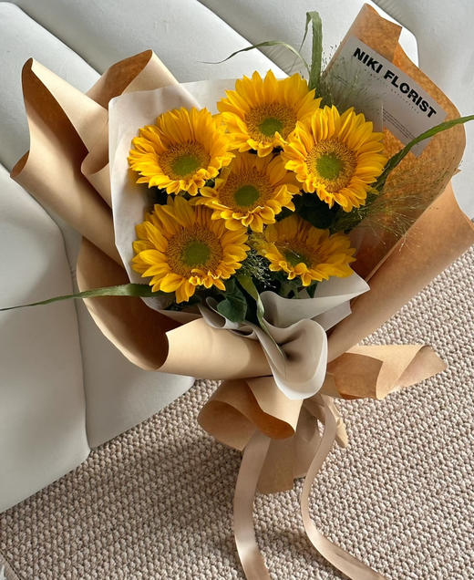 璀璨之冠--向日葵花束 商品图0