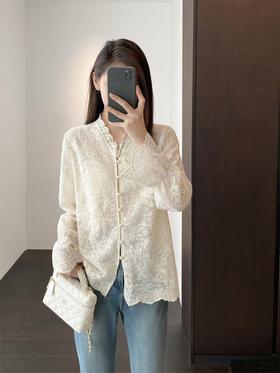 法式重工刺绣上衣V领蕾丝花边小衫长袖开衫喇叭袖白色衬衣女春夏