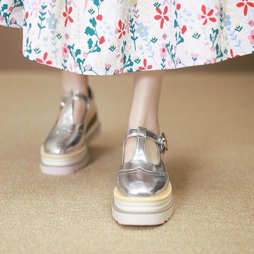 【预售5天】真皮雕花圆头厚底松糕鞋女春夏新款时尚坡跟深口单鞋ZMXY&ZM2467-1 商品图3