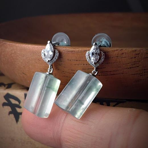 18k 镶嵌耳环（玄冰·） 商品图1