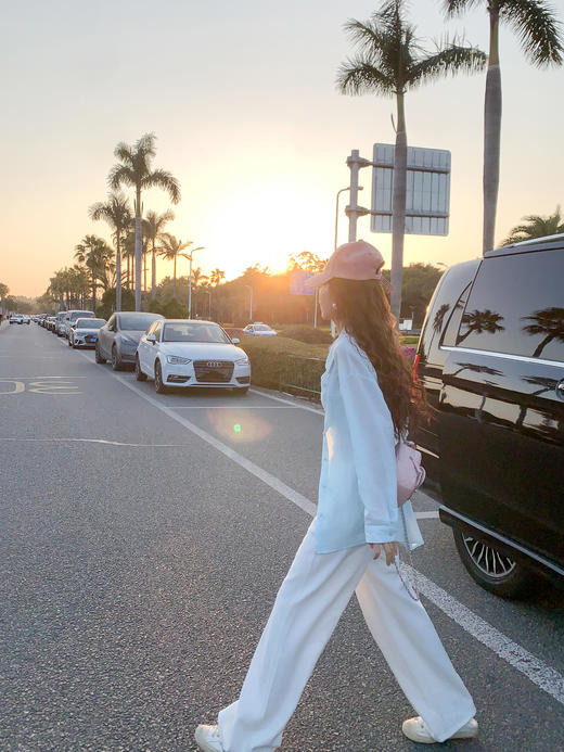 <曾小咸推荐>白色吊带背心 日常79.99/件 立减40 秒杀39.99/件！！薄荷蓝衬衫 日常149.99/件立减60 秒杀89.99/件!! 商品图12