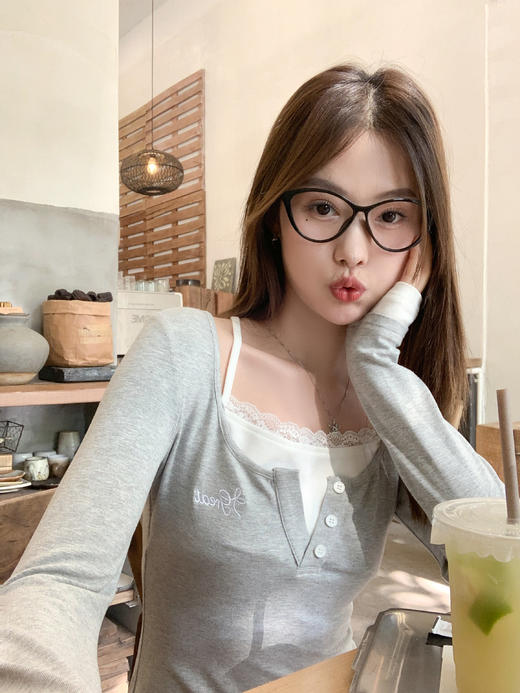 <曾小咸推荐>现货秒杀！卖完不补 ！微信粉丝打折价！！假两件蕾丝连衣裙 日常159.99/件 立减70 秒杀89.99/件！！ 商品图5