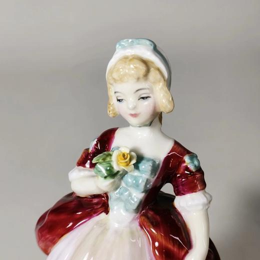 英国皇家道尔顿小女孩瓷偶，Valerie 商品图12