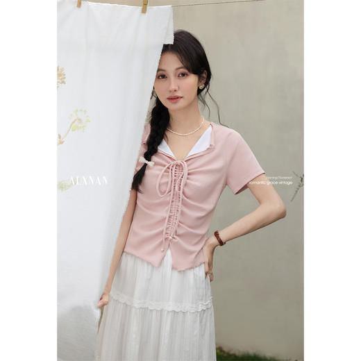 【65折秒杀】鹿向南「半糖桃酥」法式修身粉色短袖T恤女夏设计感短款正肩上衣L537105 商品图3