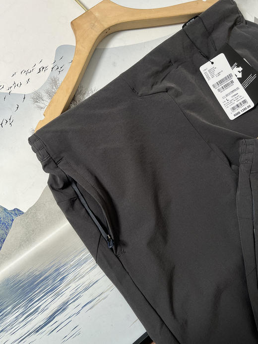 点此购买 迪桑特男子春夏梭织速干运动长裤 ggd 312703 商品图7