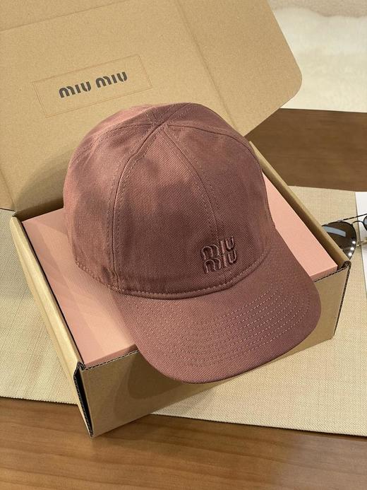 miumiu缪缪春夏休闲百搭简约帽子LOGO刺绣潮流鸭舌帽户外出行防紫外线遮脸遮阳帽闺蜜棉棒球帽男女同款情侣款（CO） 商品图2