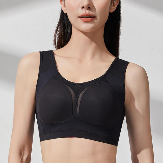 QC-CX23075A   精致U领+网纱设计轻薄无痕轻遮副乳超薄半圆压膜光面背心无钢圈文胸（单件） 商品图1