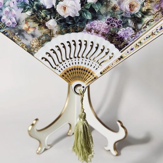 1998年布拉德福德交易所限量发行，丽娜刘扇形鎏金花卉挂盘，绽放之美系列 商品图3