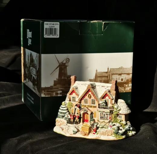星程酒店 Lilliput lane 2000年圣诞节特别款微缩建筑 商品图1