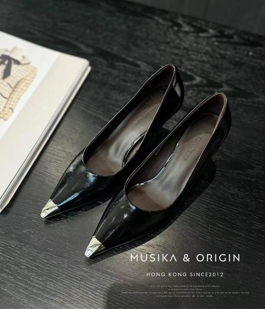 “ 巴洛克 ” 珍珠白 小邹胎牛漆皮 内里羊皮 跟高6cm左右，不退不换 商品图8