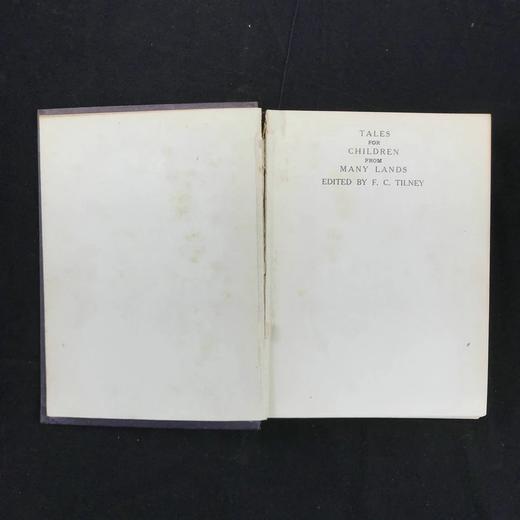 约20世纪早期 格列佛游记 鬼才拉克姆8幅彩色插图 漆布精装32开 商品图2